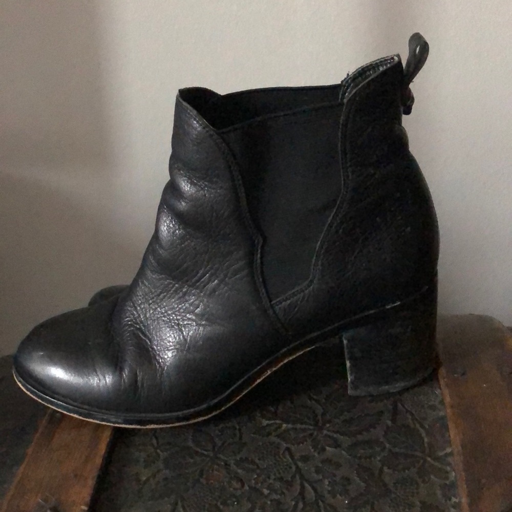 Ankle boots